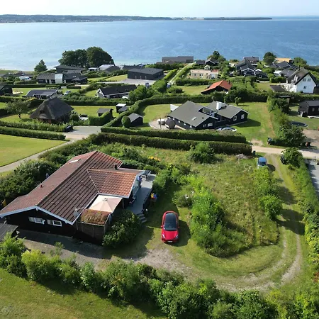 Wooden House With Panoramic View Of Bay *