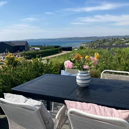 Wooden House With Panoramic View Of Bay * Ebeltoft