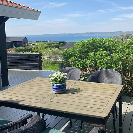 Wooden House With Panoramic View Of Bay Feriehus Ebeltoft